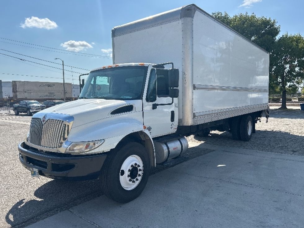 Medium Duty Box Truck-Light and Medium Duty Trucks-International-2019-4300-Torrance-CA-138,349\n\t\tmiles-$ 50,000 - Image 3