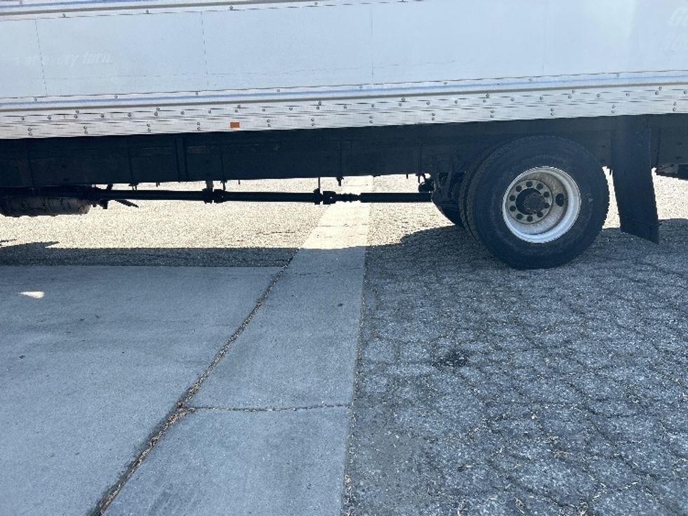 Medium Duty Box Truck-Light and Medium Duty Trucks-International-2019-4300-Torrance-CA-138,349\n\t\tmiles-$ 50,000 - Image 5