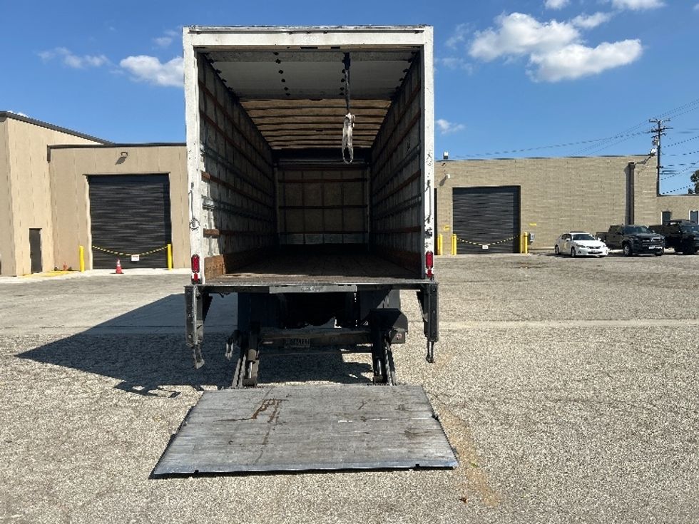 Medium Duty Box Truck-Light and Medium Duty Trucks-International-2019-4300-Torrance-CA-138,349\n\t\tmiles-$ 50,000 - Image 9
