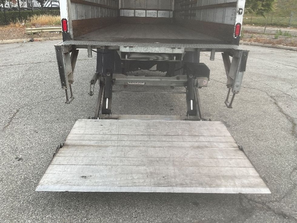 Medium Duty Box Truck-Light and Medium Duty Trucks-International-2019-4300-Torrance-CA-236,181\n\t\tmiles-$ 34,750 - Image 10