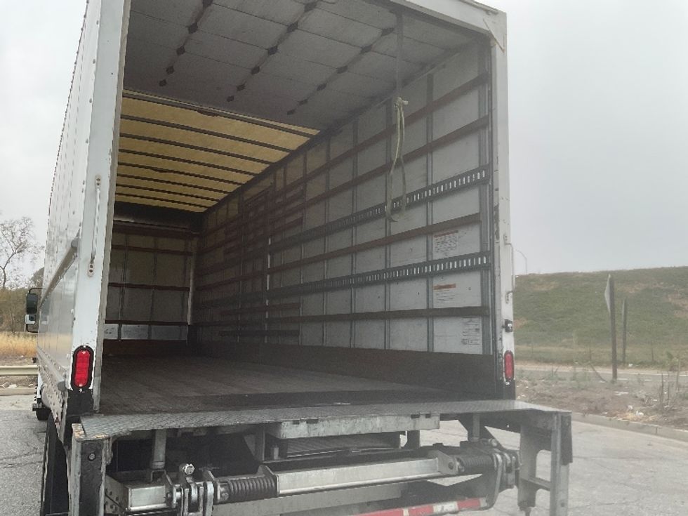 Medium Duty Box Truck-Light and Medium Duty Trucks-International-2019-4300-Torrance-CA-236,181\n\t\tmiles-$ 34,750 - Image 12