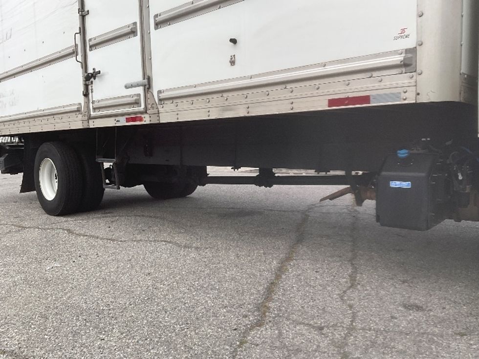 Medium Duty Box Truck-Light and Medium Duty Trucks-International-2019-4300-Torrance-CA-236,181\n\t\tmiles-$ 34,750 - Image 14