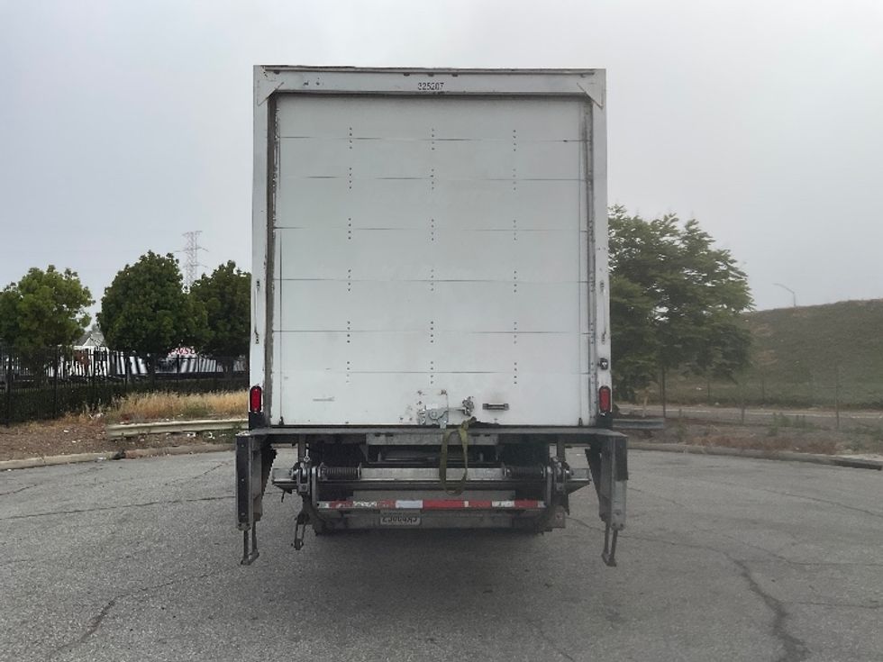 Medium Duty Box Truck-Light and Medium Duty Trucks-International-2019-4300-Torrance-CA-236,181\n\t\tmiles-$ 34,750 - Image 7