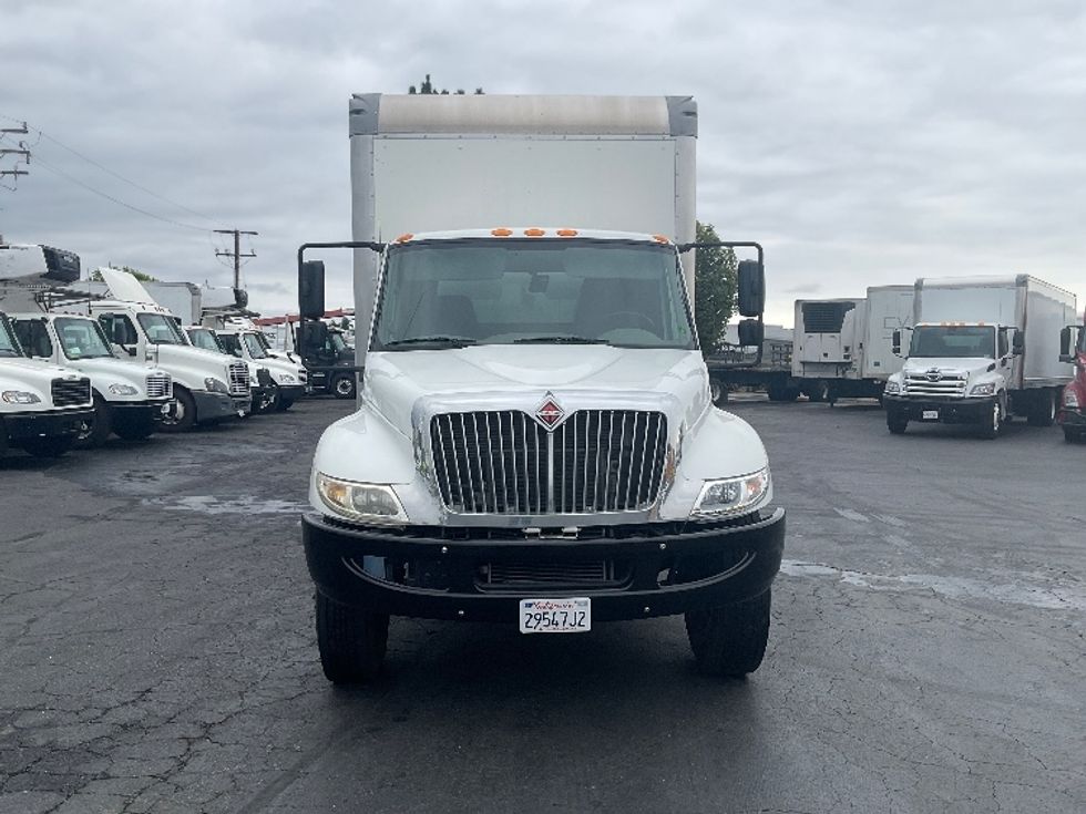 Medium Duty Box Truck-Light and Medium Duty Trucks-International-2019-4300-Torrance-CA-30,000\n\t\tmiles-$ 57,250 - Image 2