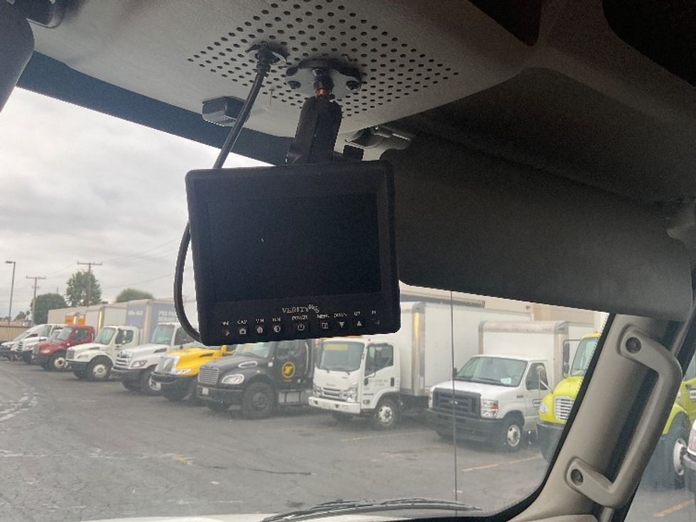 Medium Duty Box Truck-Light and Medium Duty Trucks-International-2019-4300-Torrance-CA-30,000\n\t\tmiles-$ 57,250 - Image 25