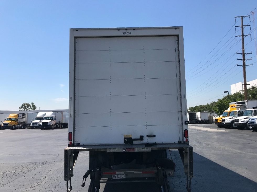 Medium Duty Box Truck-Light and Medium Duty Trucks-International-2019-4300-Torrance-CA-72,237\n\t\tmiles-$ 56,250 - Image 7