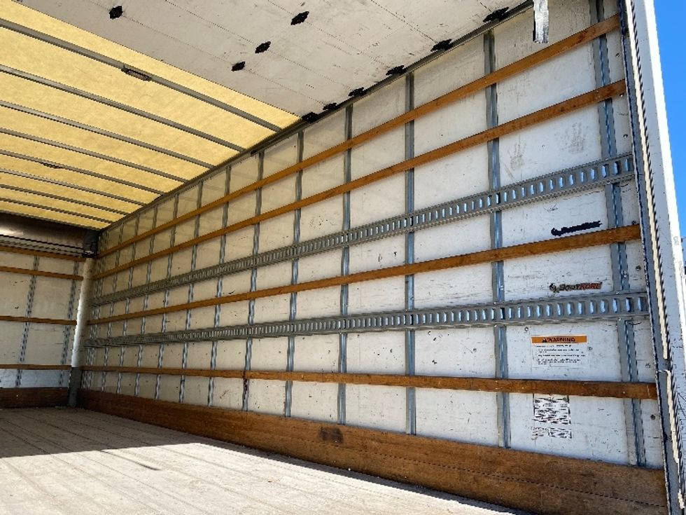 Medium Duty Box Truck-Light and Medium Duty Trucks-International-2019-4300-Torrance-CA-90,494\n\t\tmiles-$ 54,500 - Image 12