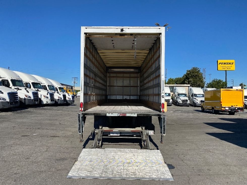 Medium Duty Box Truck-Light and Medium Duty Trucks-International-2019-4300-Torrance-CA-90,494\n\t\tmiles-$ 54,500 - Image 9