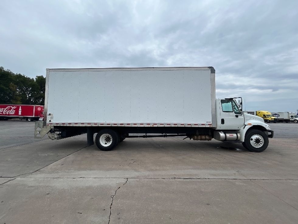 Medium Duty Box Truck-Light and Medium Duty Trucks-International-2019-4300-Tulsa-OK-229,166\n\t\tmiles-$ 35,250 - Image 15