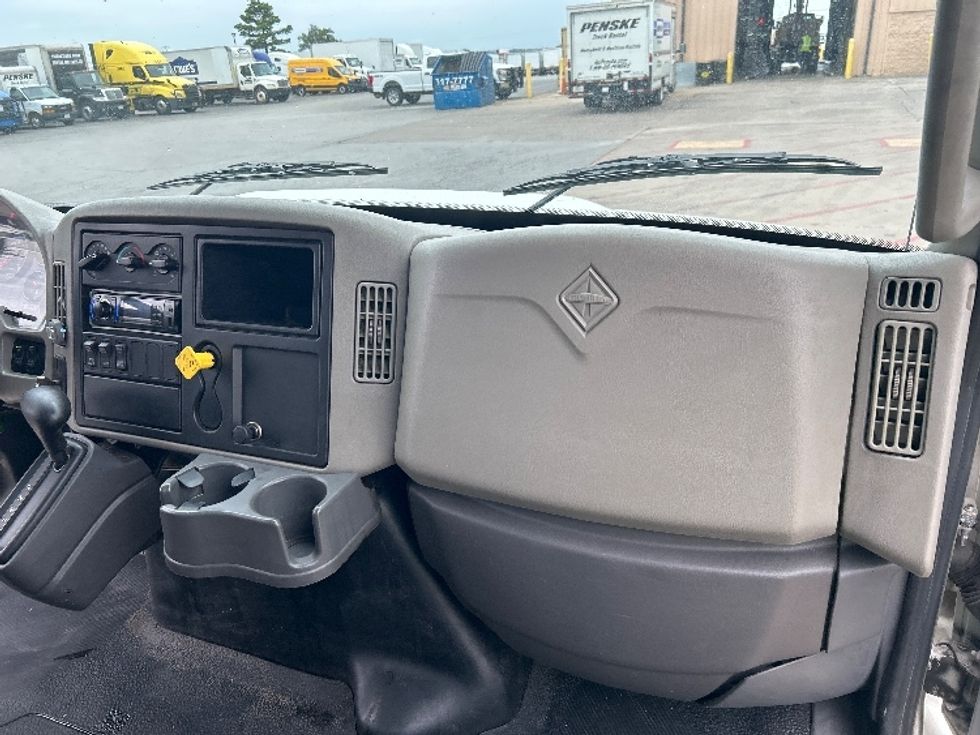 Medium Duty Box Truck-Light and Medium Duty Trucks-International-2019-4300-Tulsa-OK-229,166\n\t\tmiles-$ 35,250 - Image 21