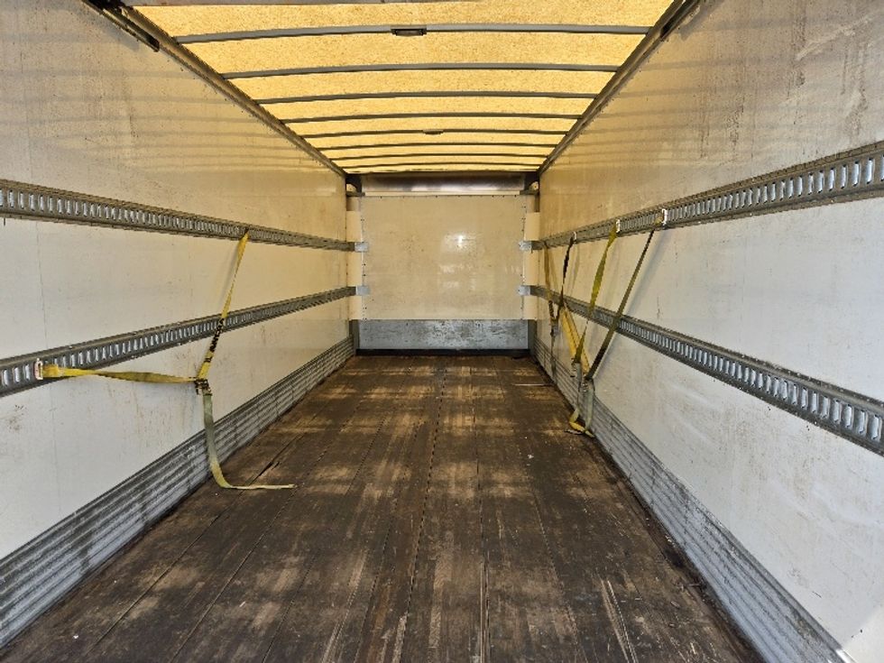Medium Duty Box Truck-Light and Medium Duty Trucks-International-2019-4300-Villa Rica-GA-259,950\n\t\tmiles-$ 37,250 - Image 11