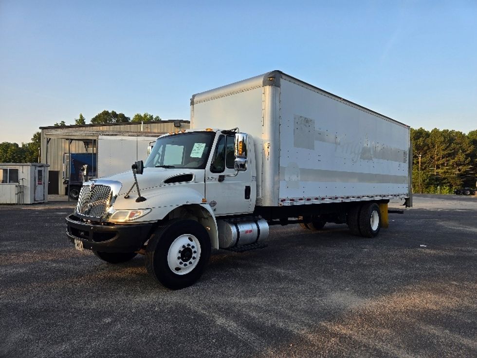 Medium Duty Box Truck-Light and Medium Duty Trucks-International-2019-4300-Villa Rica-GA-259,950\n\t\tmiles-$ 37,250 - Image 3