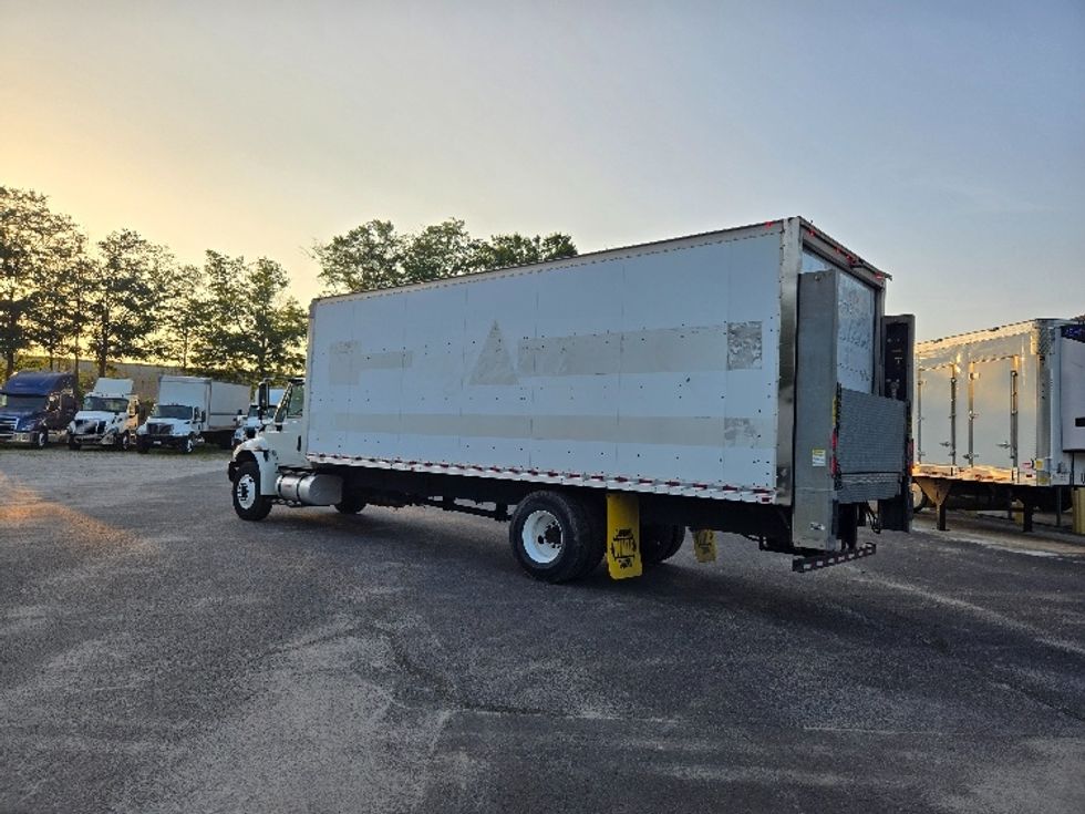 Medium Duty Box Truck-Light and Medium Duty Trucks-International-2019-4300-Villa Rica-GA-259,950\n\t\tmiles-$ 37,250 - Image 5