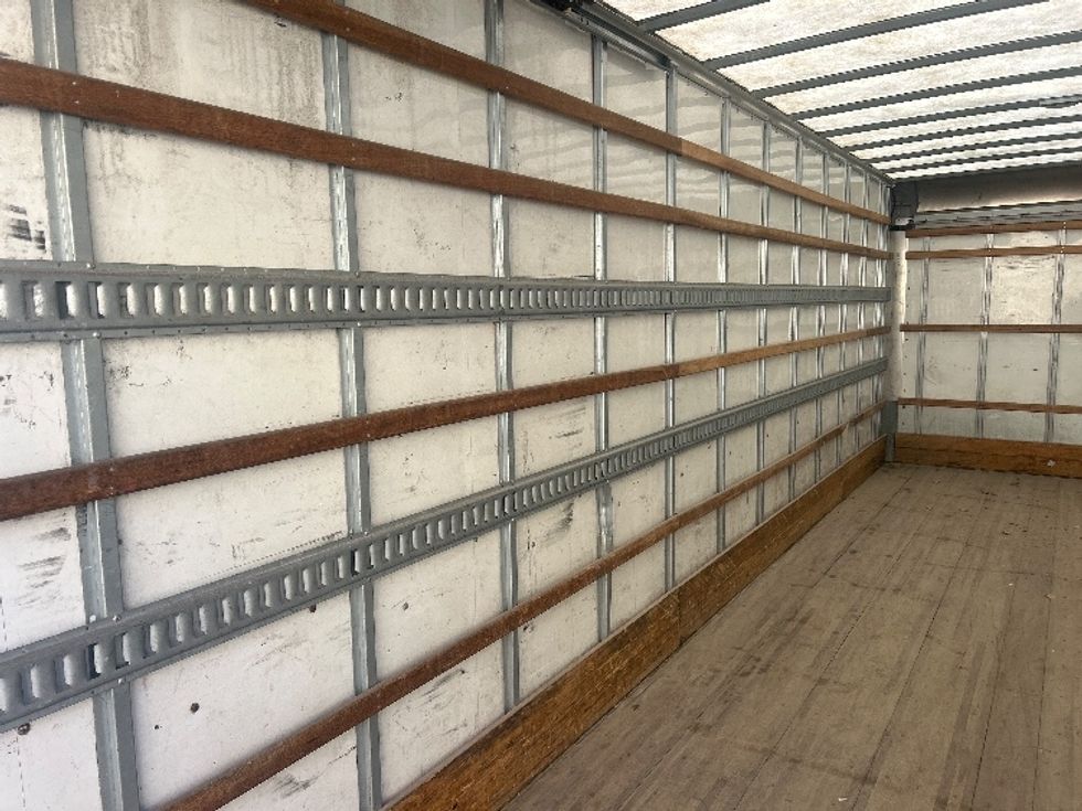 Medium Duty Box Truck-Light and Medium Duty Trucks-International-2019-4300-West Babylon-NY-110,329\n\t\tmiles-$ 16,000 - Image 9