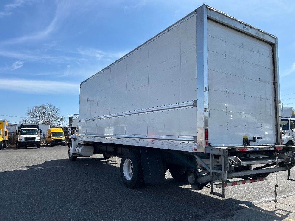Medium Duty Box Truck-Light and Medium Duty Trucks-International-2019-4300-West Babylon-NY-140,011\n\t\tmiles-$ 43,750 - Image 6