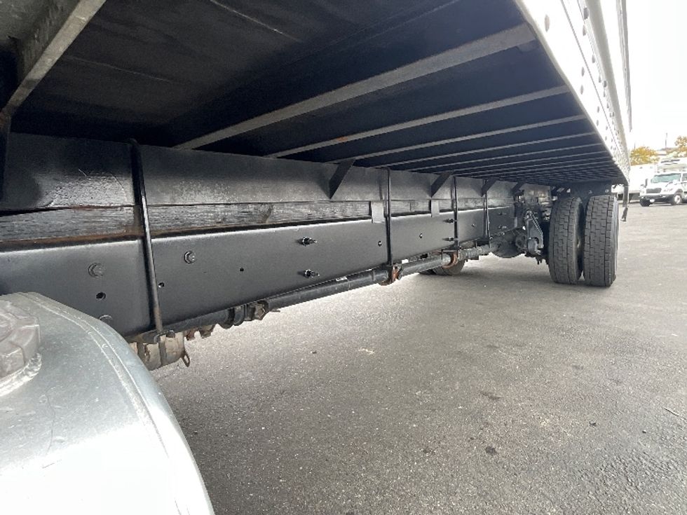 Medium Duty Box Truck-Light and Medium Duty Trucks-International-2019-4300-West Sacramento-CA-132,540\n\t\tmiles-$ 49,750 - Image 5