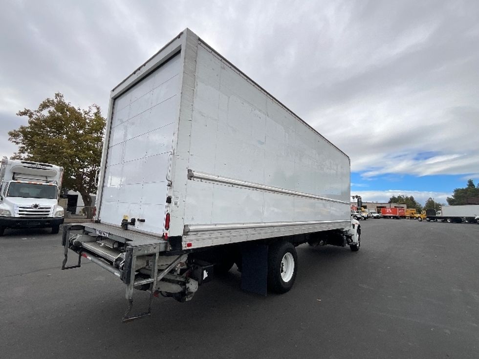 Medium Duty Box Truck-Light and Medium Duty Trucks-International-2019-4300-West Sacramento-CA-132,540\n\t\tmiles-$ 49,750 - Image 13