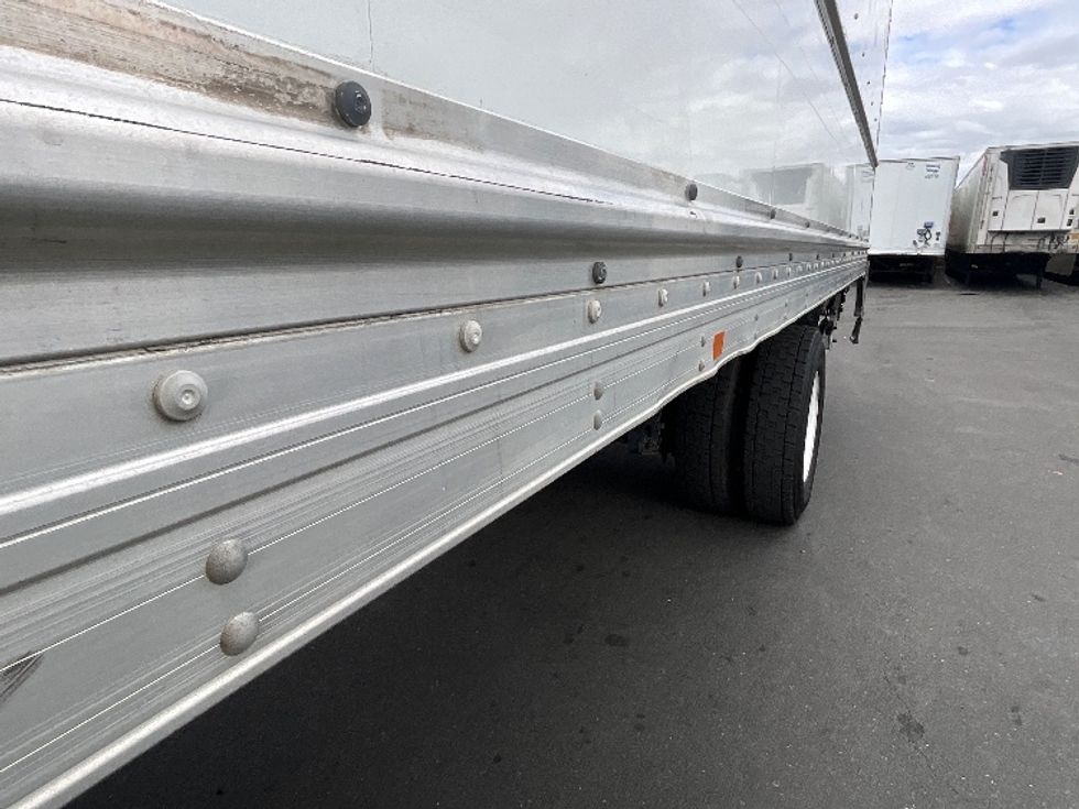 Medium Duty Box Truck-Light and Medium Duty Trucks-International-2019-4300-West Sacramento-CA-132,540\n\t\tmiles-$ 49,750 - Image 21