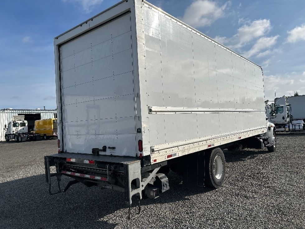 Medium Duty Box Truck-Light and Medium Duty Trucks-International-2019-4300-West Sacramento-CA-136,800\n\t\tmiles-$ 47,500 - Image 11