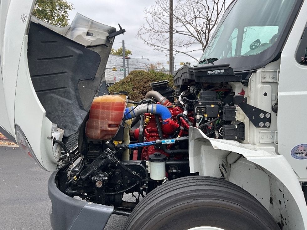 Medium Duty Box Truck-Light and Medium Duty Trucks-International-2019-4300-West Sacramento-CA-136,901\n\t\tmiles-$ 49,250 - Image 24