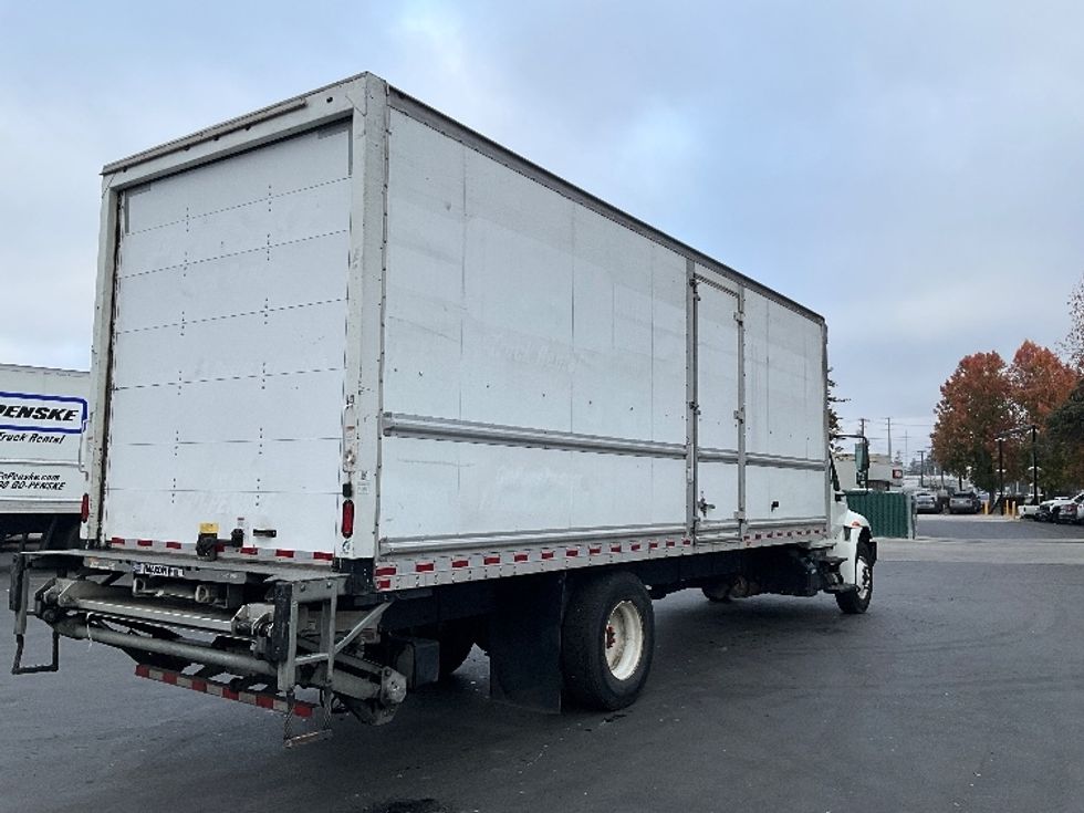 Medium Duty Box Truck-Light and Medium Duty Trucks-International-2019-4300-West Sacramento-CA-138,420\n\t\tmiles-$ 49,250 - Image 13