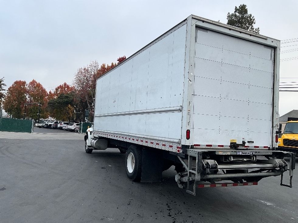 Medium Duty Box Truck-Light and Medium Duty Trucks-International-2019-4300-West Sacramento-CA-138,421\n\t\tmiles-$ 49,250 - Image 6