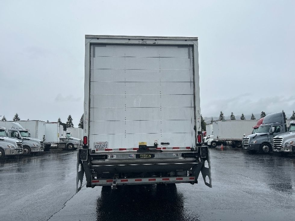 Medium Duty Box Truck-Light and Medium Duty Trucks-International-2019-4300-West Sacramento-CA-138,917\n\t\tmiles-$ 48,750 - Image 7