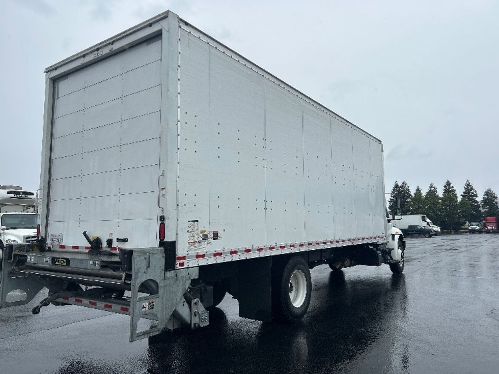 Medium Duty Box Truck-Light and Medium Duty Trucks-International-2019-4300-West Sacramento-CA-138,917\n\t\tmiles-$ 48,750 - Image 13