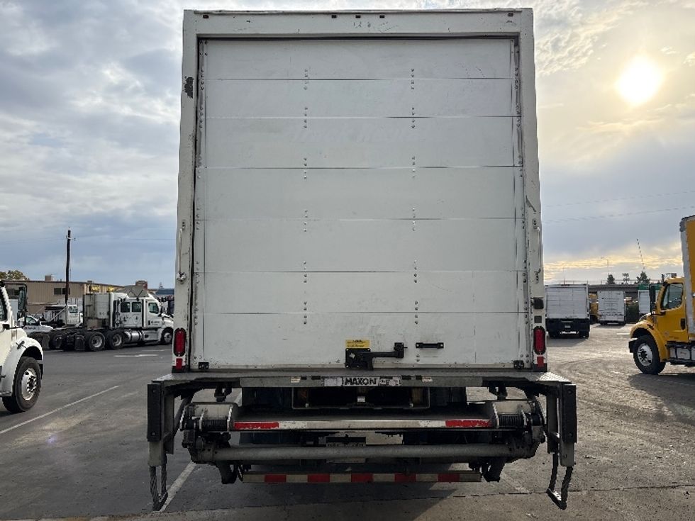 Medium Duty Box Truck-Light and Medium Duty Trucks-International-2019-4300-West Sacramento-CA-152,958\n\t\tmiles-$ 47,000 - Image 7
