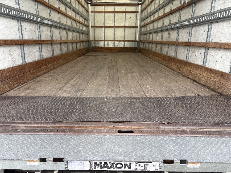 Medium Duty Box Truck-Light and Medium Duty Trucks-International-2019-4300-West Sacramento-CA-152,958\n\t\tmiles-$ 47,000 - Image 10