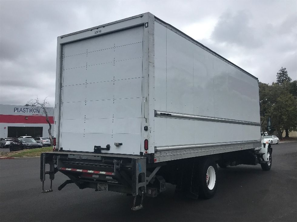 Medium Duty Box Truck-Light and Medium Duty Trucks-International-2019-4300-West Sacramento-CA-153,321\n\t\tmiles-$ 47,000 - Image 13