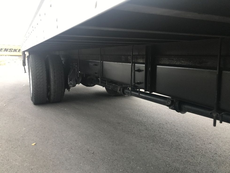 Medium Duty Box Truck-Light and Medium Duty Trucks-International-2019-4300-West Sacramento-CA-153,321\n\t\tmiles-$ 47,000 - Image 14