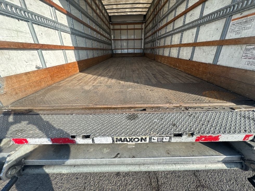 Medium Duty Box Truck-Light and Medium Duty Trucks-International-2019-4300-West Sacramento-CA-159,939\n\t\tmiles-$ 46,000 - Image 10