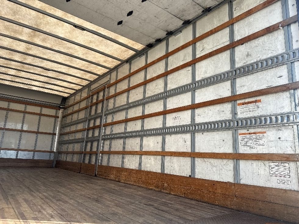 Medium Duty Box Truck-Light and Medium Duty Trucks-International-2019-4300-West Sacramento-CA-159,939\n\t\tmiles-$ 46,000 - Image 12