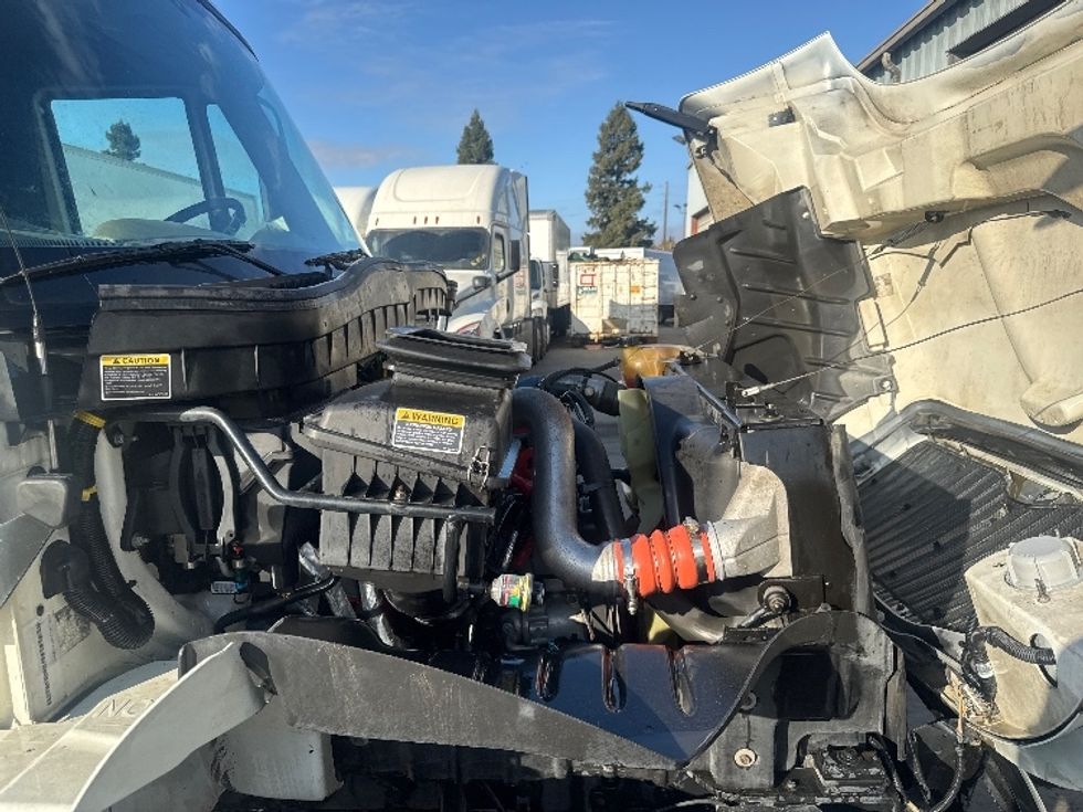 Medium Duty Box Truck-Light and Medium Duty Trucks-International-2019-4300-West Sacramento-CA-159,939\n\t\tmiles-$ 46,000 - Image 23