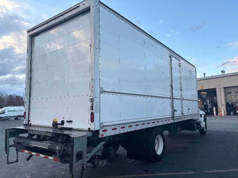 Medium Duty Box Truck-Light and Medium Duty Trucks-International-2019-4300-West Sacramento-CA-160,500\n\t\tmiles-$ 46,000 - Image 13