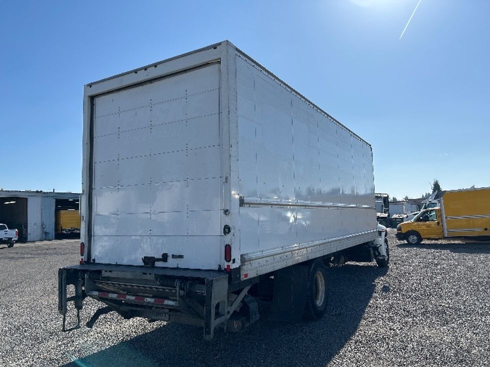 Medium Duty Box Truck-Light and Medium Duty Trucks-International-2019-4300-West Sacramento-CA-164,484\n\t\tmiles-$ 45,250 - Image 13