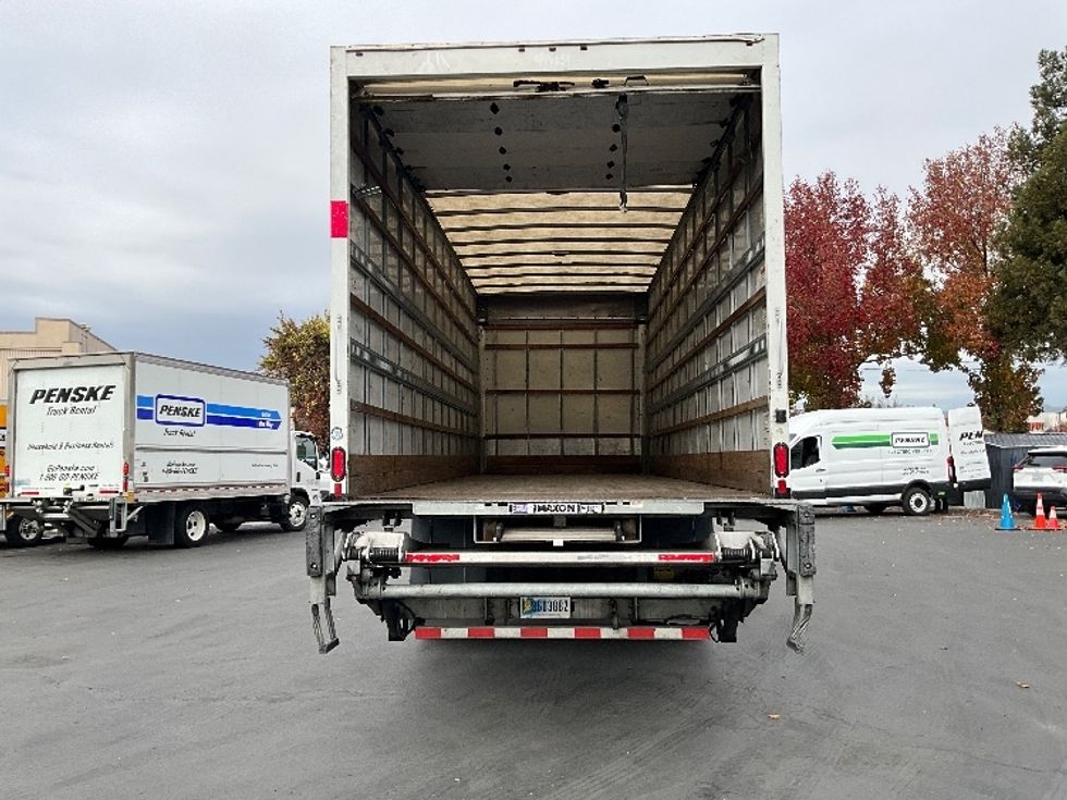 Medium Duty Box Truck-Light and Medium Duty Trucks-International-2019-4300-West Sacramento-CA-165,042\n\t\tmiles-$ 45,250 - Image 8