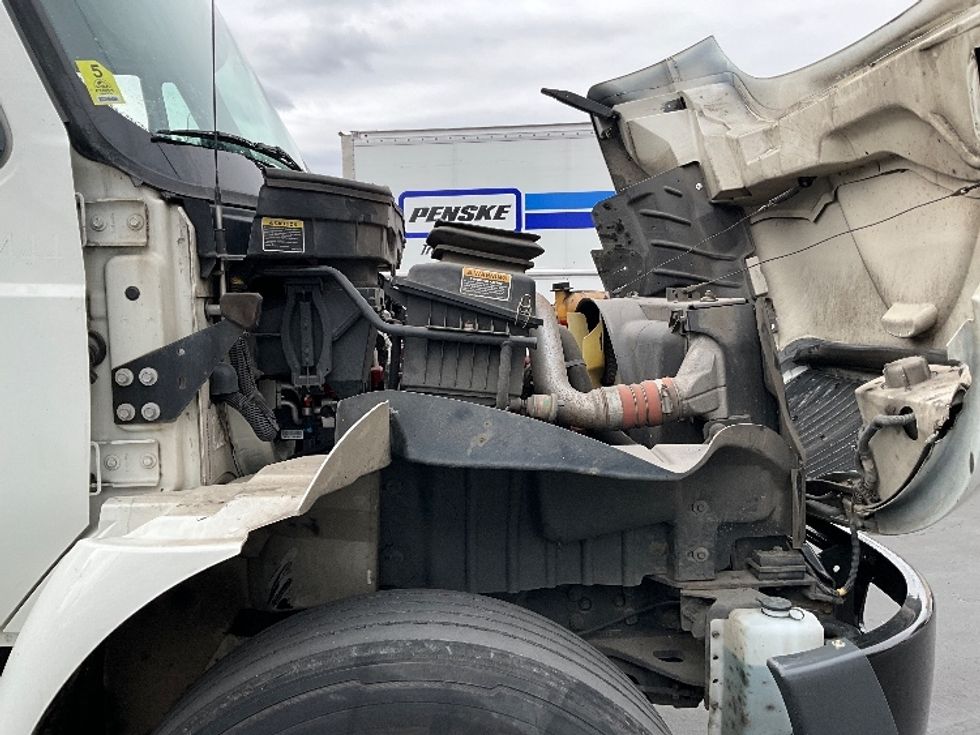 Medium Duty Box Truck-Light and Medium Duty Trucks-International-2019-4300-West Sacramento-CA-165,042\n\t\tmiles-$ 45,250 - Image 23