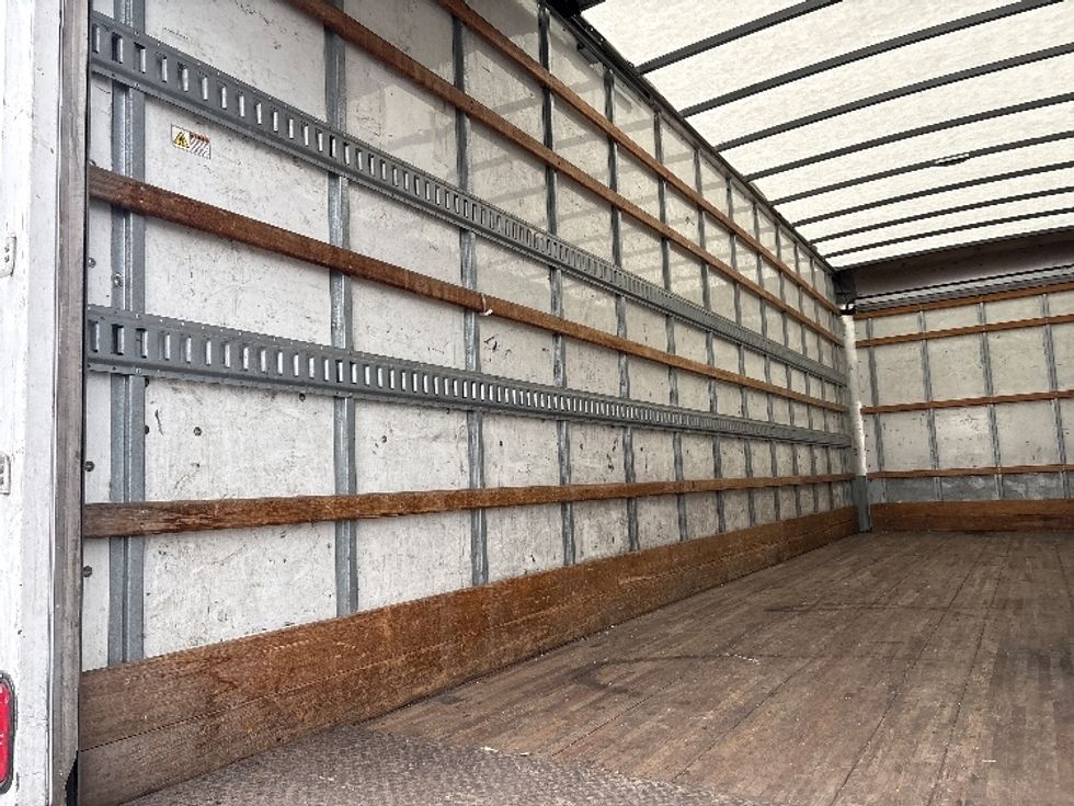 Medium Duty Box Truck-Light and Medium Duty Trucks-International-2019-4300-West Sacramento-CA-167,854\n\t\tmiles-$ 44,750 - Image 11