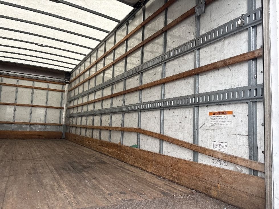 Medium Duty Box Truck-Light and Medium Duty Trucks-International-2019-4300-West Sacramento-CA-167,854\n\t\tmiles-$ 44,750 - Image 12