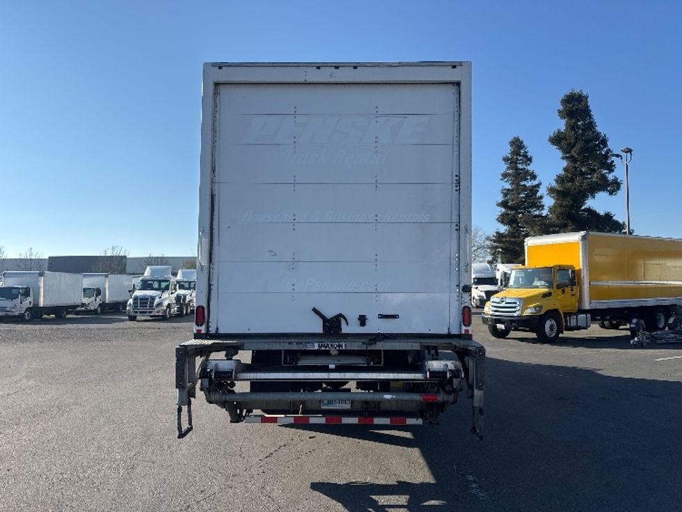Medium Duty Box Truck-Light and Medium Duty Trucks-International-2019-4300-West Sacramento-CA-174,413\n\t\tmiles-$ 43,750 - Image 7