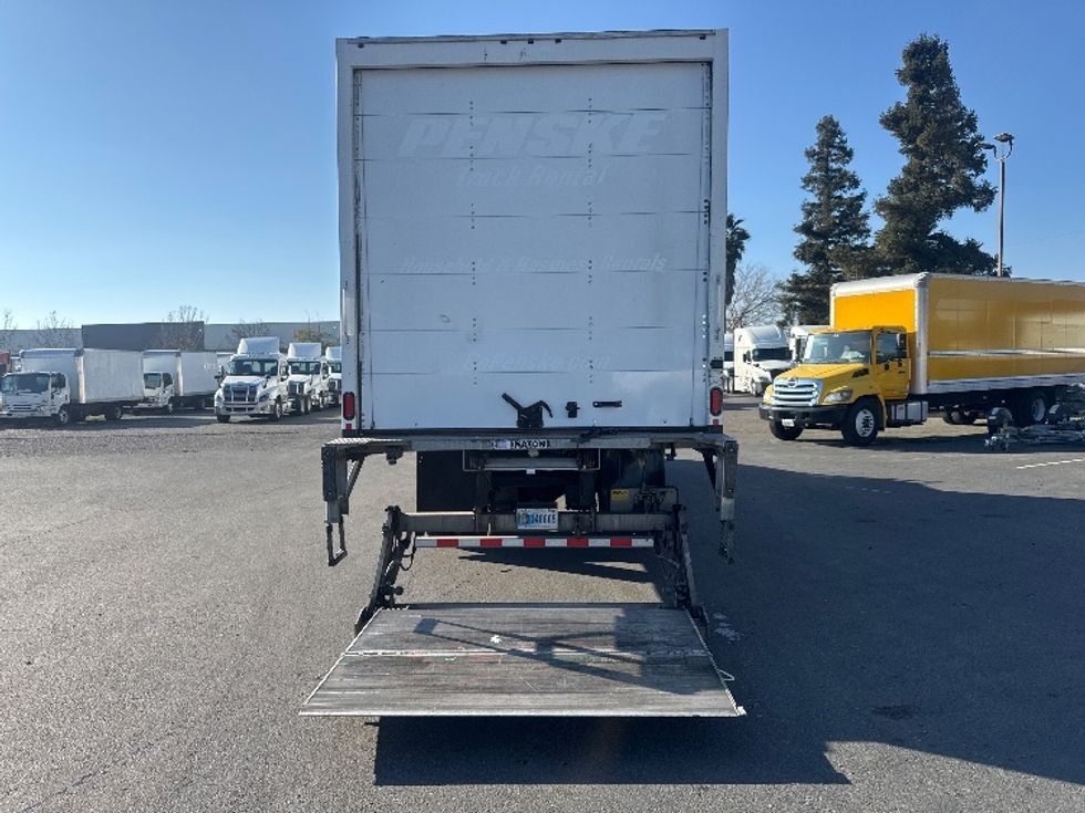 Medium Duty Box Truck-Light and Medium Duty Trucks-International-2019-4300-West Sacramento-CA-174,413\n\t\tmiles-$ 43,750 - Image 9