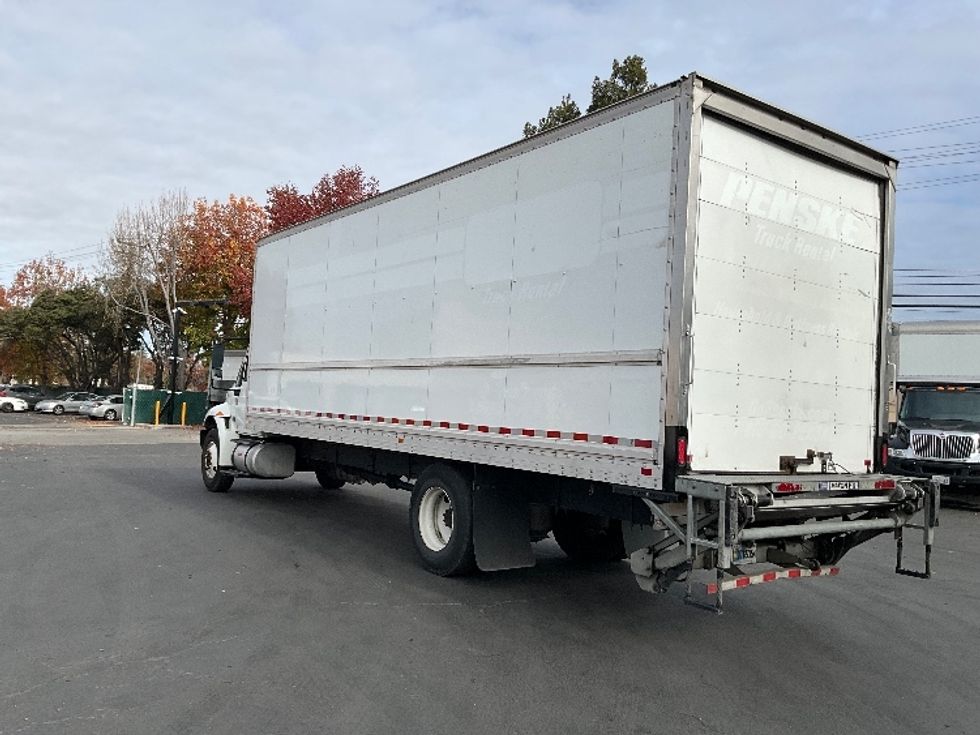 Medium Duty Box Truck-Light and Medium Duty Trucks-International-2019-4300-West Sacramento-CA-216,383\n\t\tmiles-$ 36,250 - Image 6