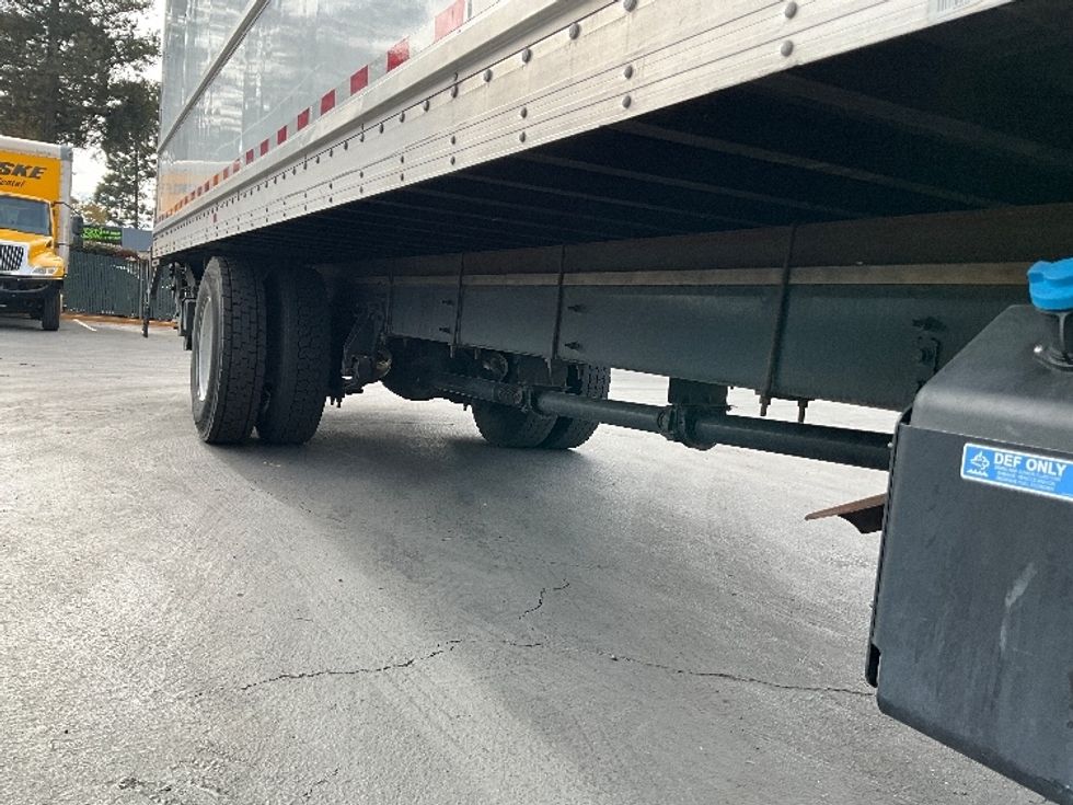 Medium Duty Box Truck-Light and Medium Duty Trucks-International-2019-4300-West Sacramento-CA-216,383\n\t\tmiles-$ 36,250 - Image 14