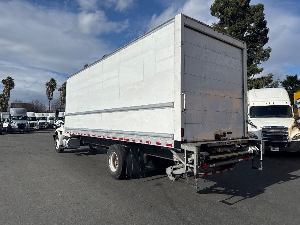 Medium Duty Box Truck-Light and Medium Duty Trucks-International-2019-4300-West Sacramento-CA-224,670\n\t\tmiles-$ 36,000 - Image 6