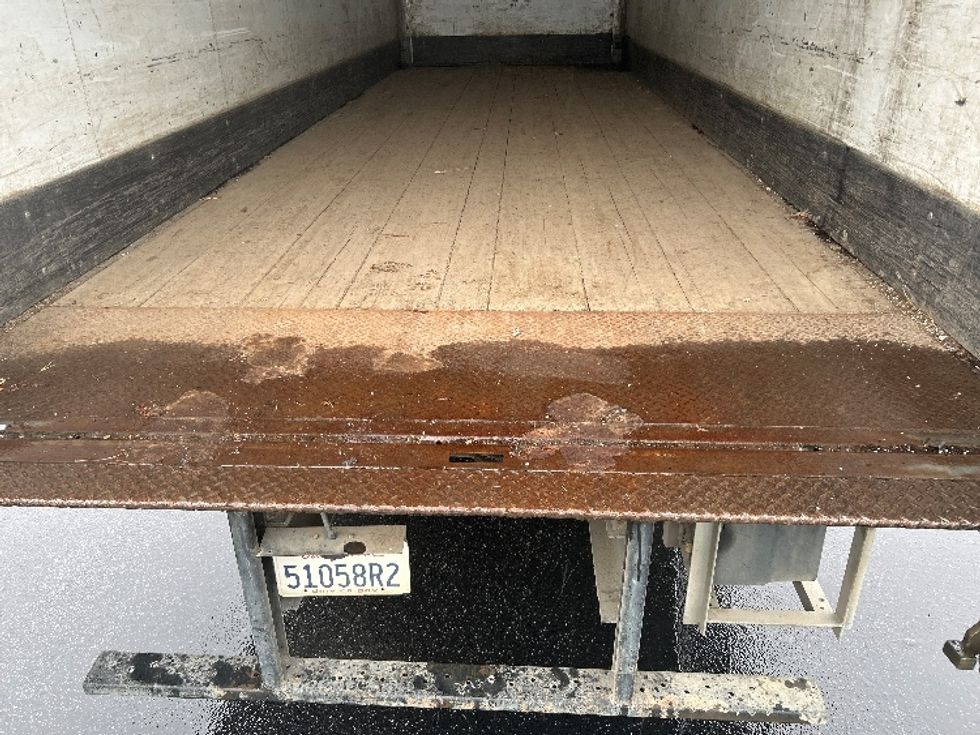 Medium Duty Box Truck-Light and Medium Duty Trucks-International-2019-4300-West Sacramento-CA-239,843\n\t\tmiles-$ 34,000 - Image 10