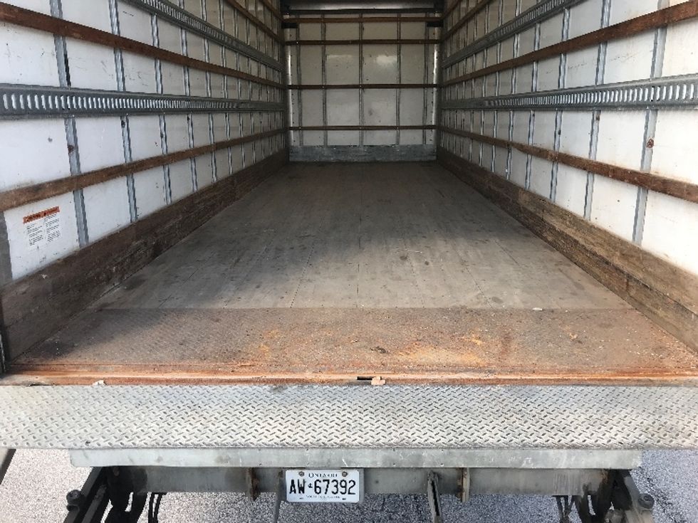 Medium Duty Box Truck-Light and Medium Duty Trucks-International-2019-4300-Windsor-ON-242,453\n\t\tkm-$ 58,750 - Image 10