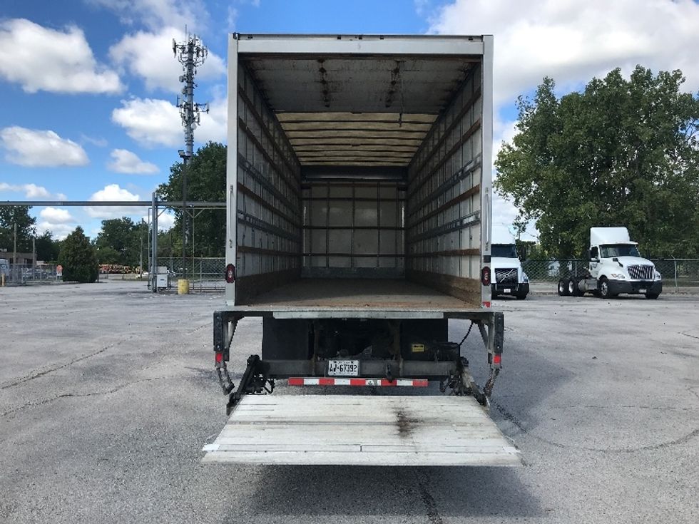 Medium Duty Box Truck-Light and Medium Duty Trucks-International-2019-4300-Windsor-ON-242,453\n\t\tkm-$ 58,750 - Image 9