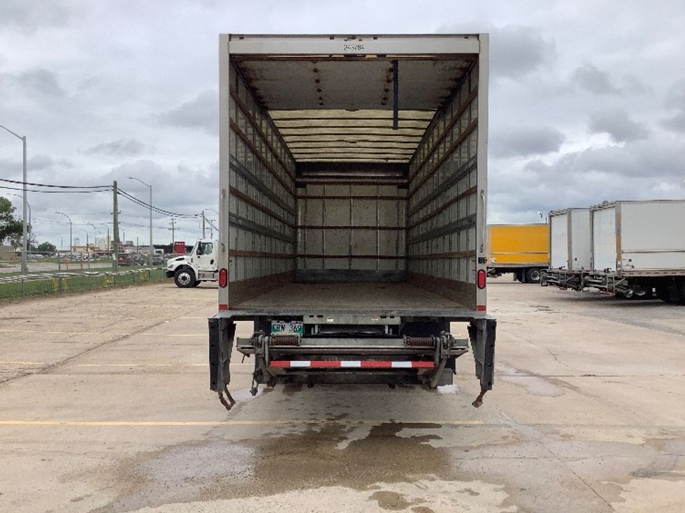 Medium Duty Box Truck-Light and Medium Duty Trucks-International-2019-4300-Winnipeg-MB-246,890\n\t\tkm-$ 56,250 - Image 8